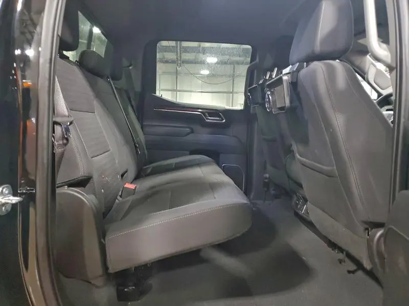 2023 CHEVROLET SILVERADO K1500 LT  