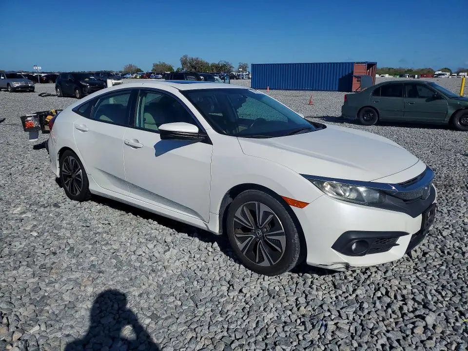 2018 HONDA CIVIC EX  