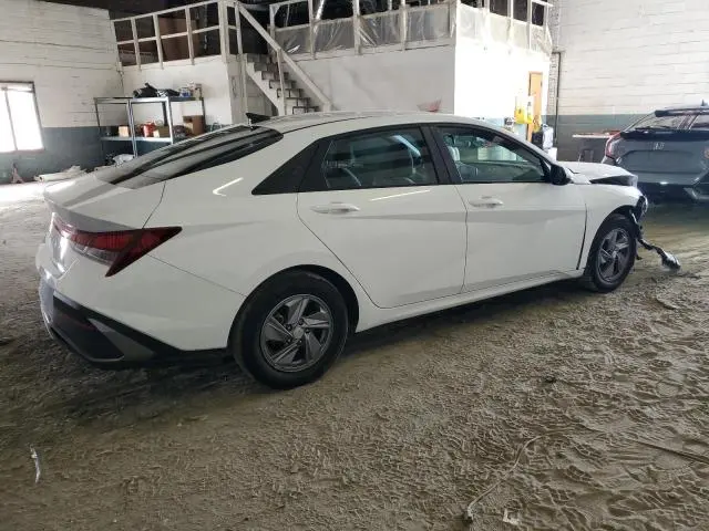 2024 HYUNDAI ELANTRA SE  