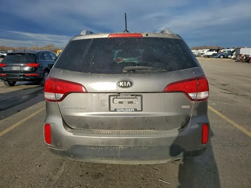 2014 KIA SORENTO LX  
