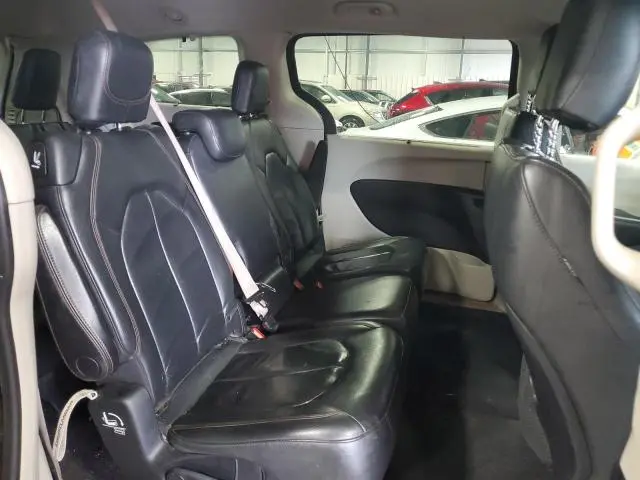 2017 CHRYSLER PACIFICA TOURING L  