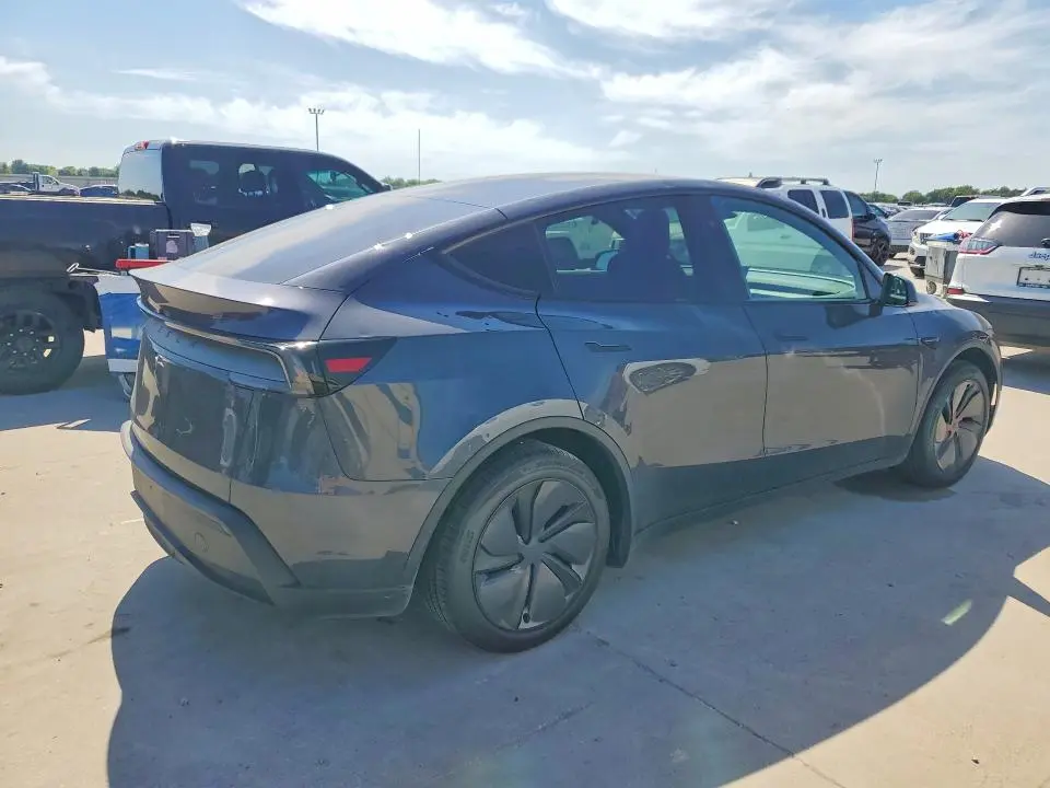 2026 TESLA MODEL Y   