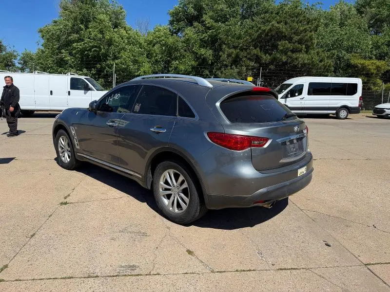 2016 INFINITI QX70 BASE  