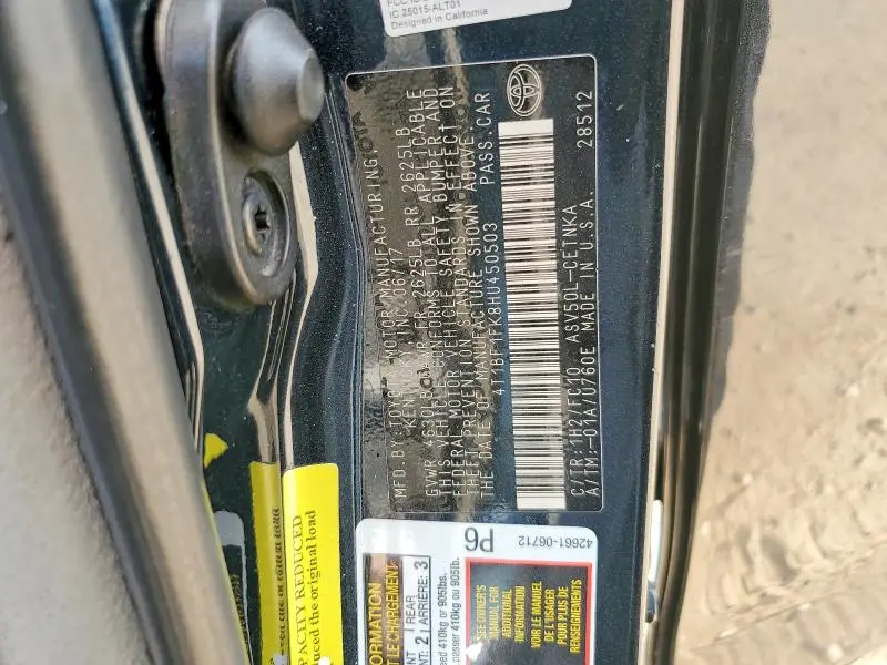 2017 TOYOTA CAMRY LE  