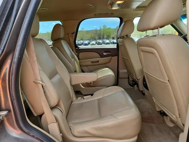 2011 CHEVROLET TAHOE K1500 LTZ  