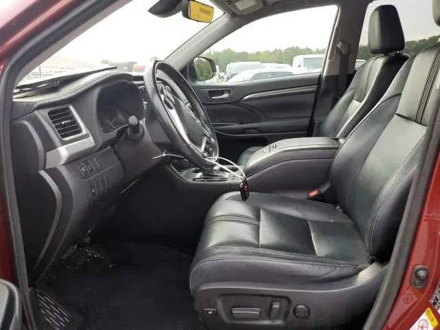 2018 TOYOTA HIGHLANDER SE  