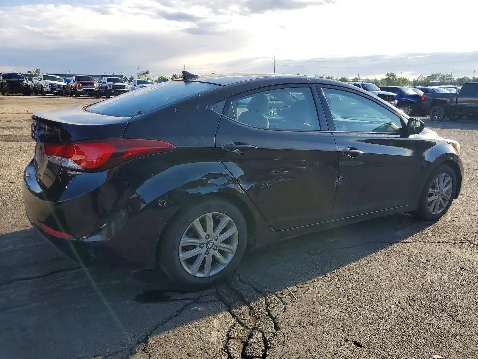 2014 HYUNDAI ELANTRA SE  