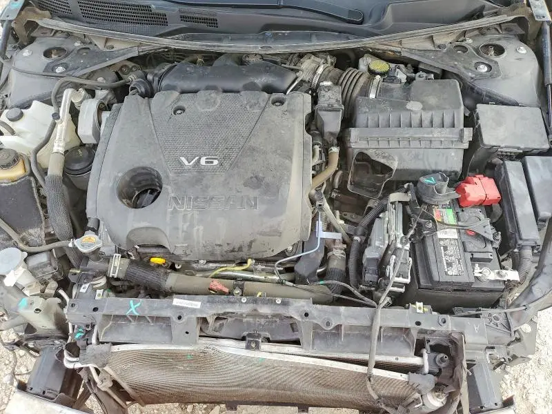 2021 NISSAN MAXIMA SR  