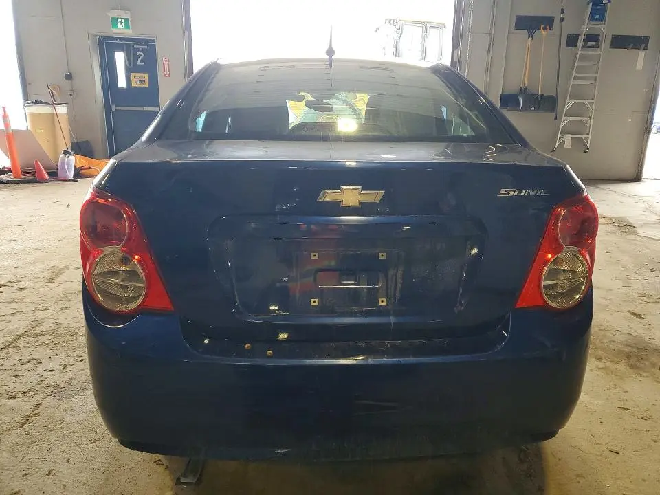 2013 CHEVROLET SONIC LS  