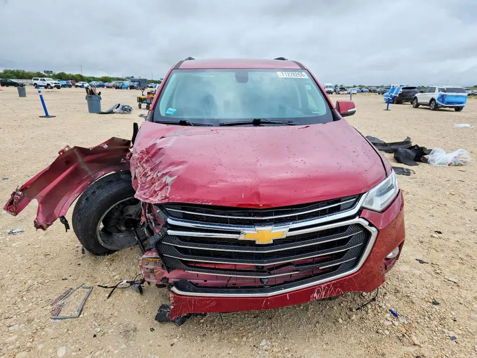 2021 CHEVROLET TRAVERSE LT  