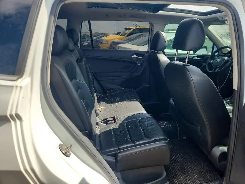 2018 VOLKSWAGEN TIGUAN SEL PREMIUM  