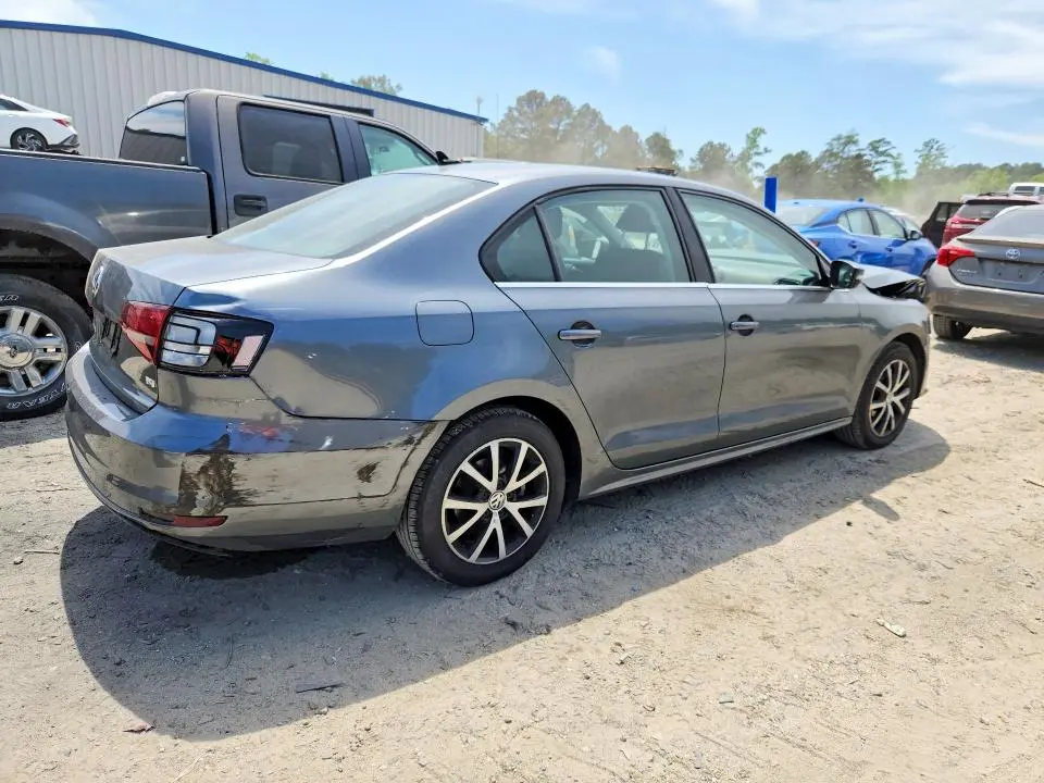 2017 VOLKSWAGEN JETTA SE  