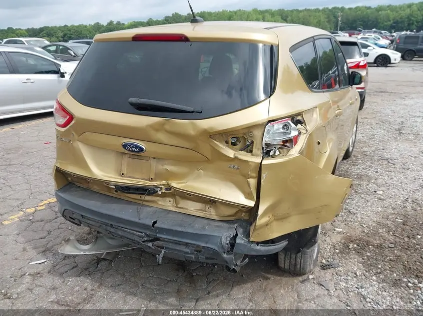 2015 FORD ESCAPE SE