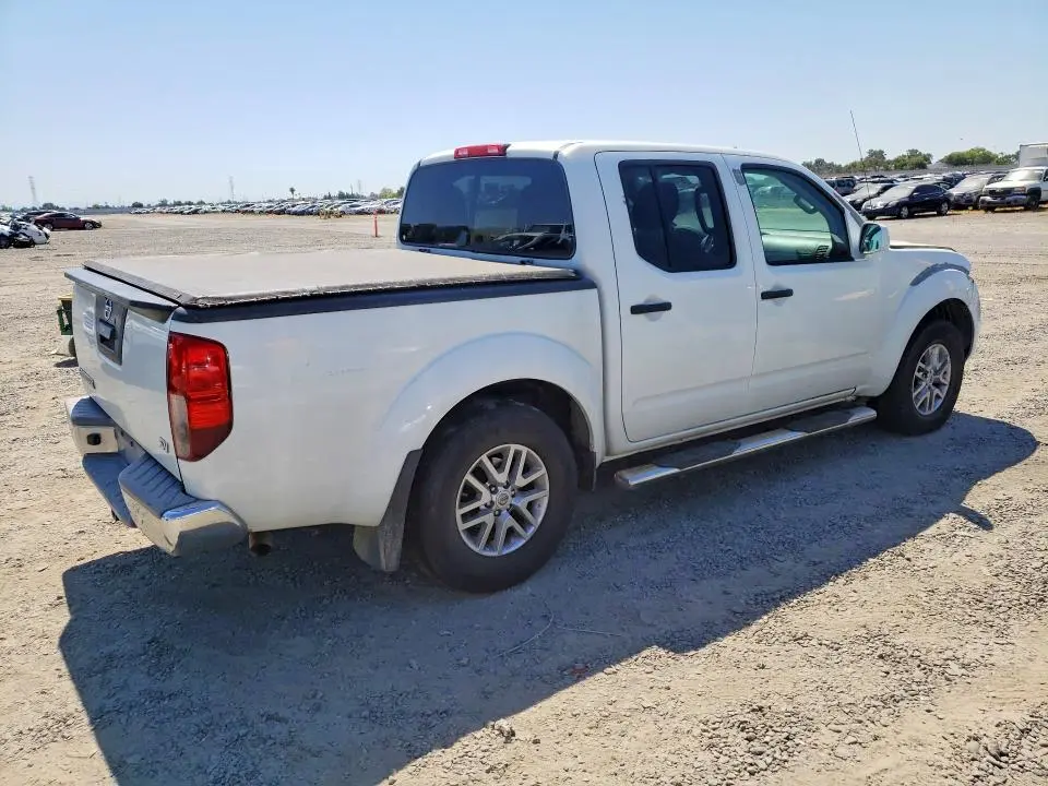 2018 NISSAN FRONTIER SV  