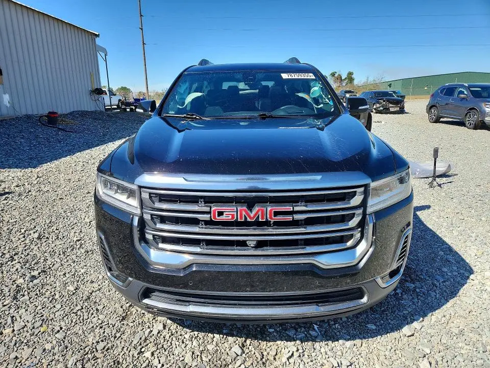 2022 GMC ACADIA AT4  