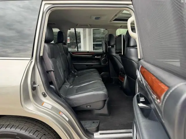2019 LEXUS LX 570  