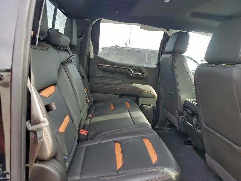 2022 GMC SIERRA K1500 AT4  