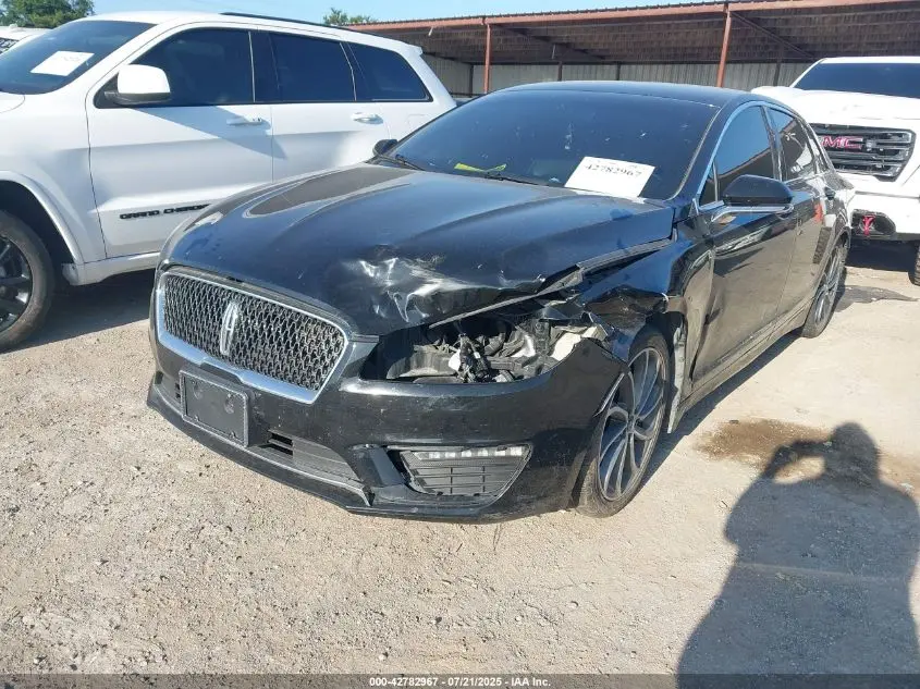 2018 LINCOLN MKZ PREMIERE
