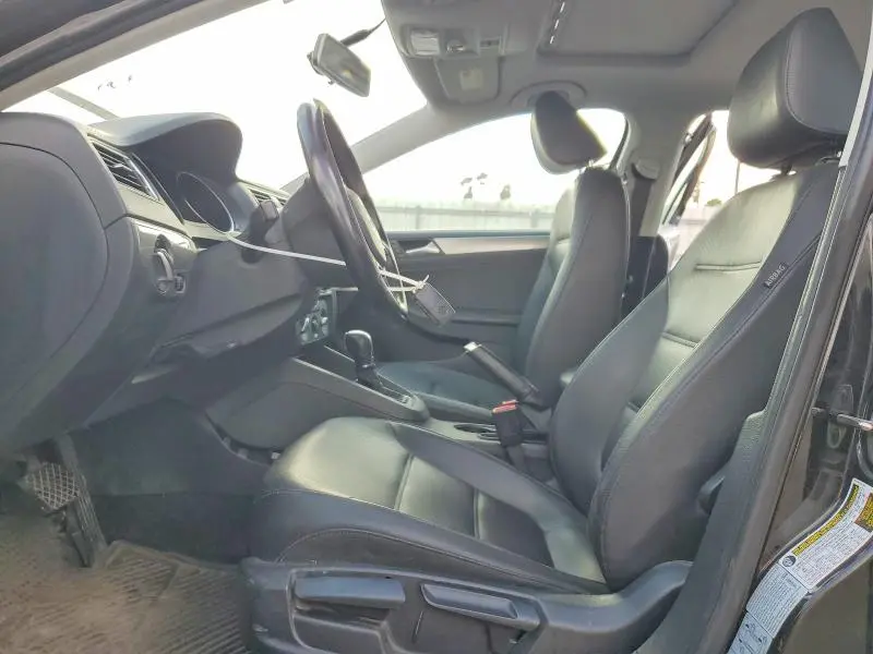 2017 VOLKSWAGEN JETTA SE  