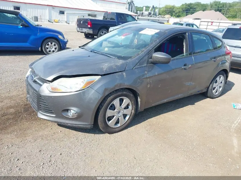 2012 FORD FOCUS SE