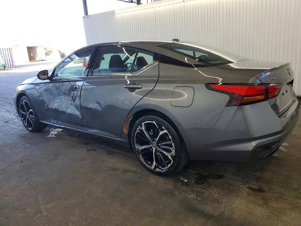 2025 NISSAN ALTIMA 2.5 SR  