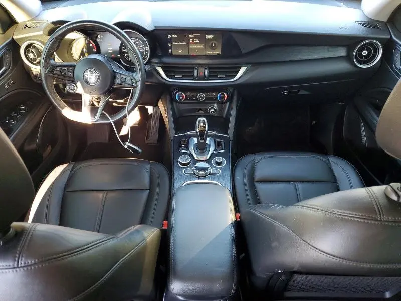 2021 ALFA ROMEO STELVIO SPORT  