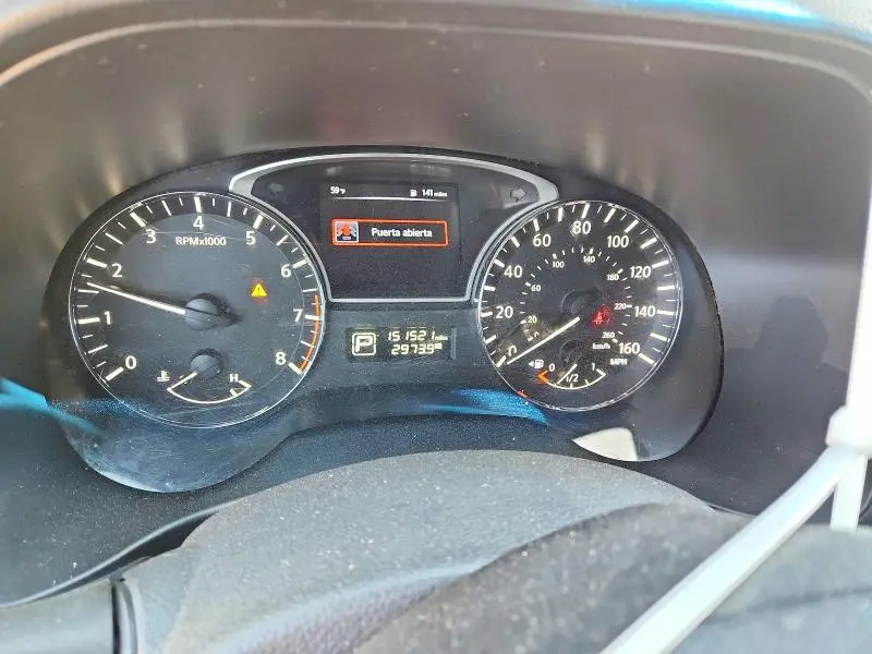 2015 NISSAN PATHFINDER SV  