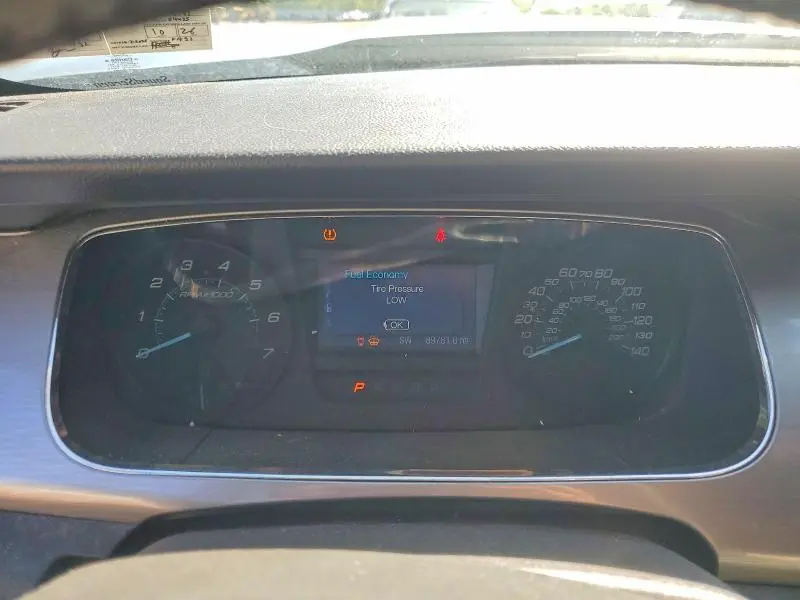 2015 FORD TAURUS SEL  