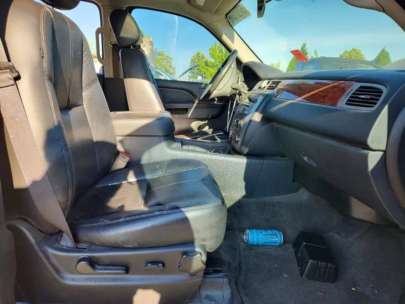 2013 GMC YUKON XL K1500 SLT  