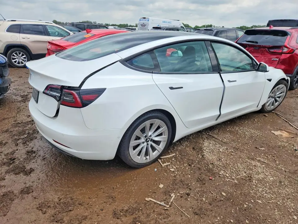 2021 TESLA MODEL 3   