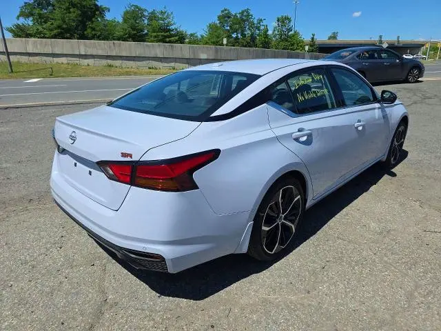 2025 NISSAN ALTIMA SR  