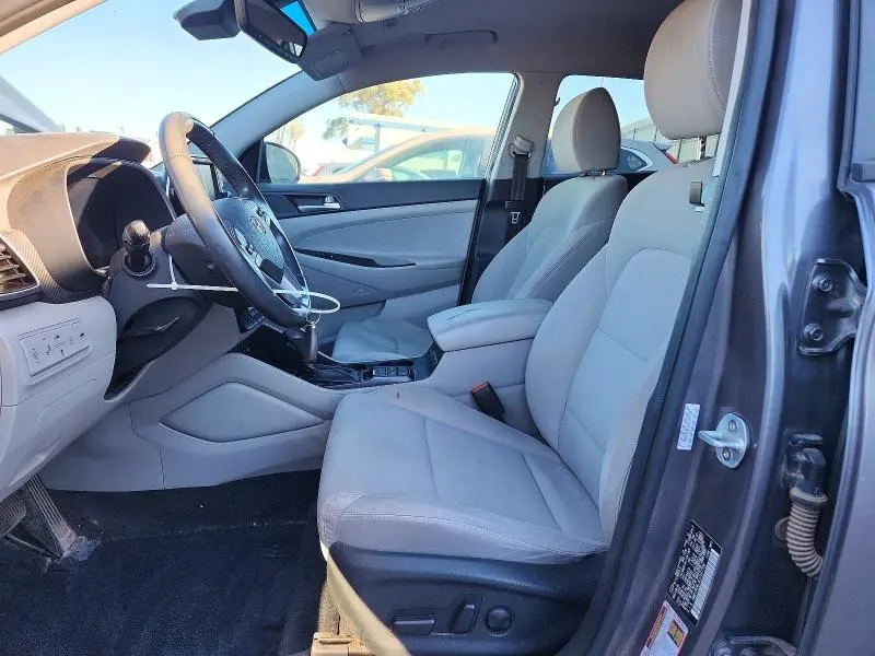 2020 HYUNDAI TUCSON SPORT  
