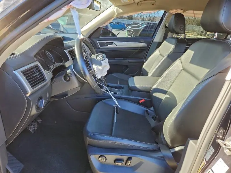 2018 VOLKSWAGEN ATLAS SE  