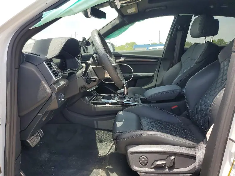 2024 AUDI SQ5 PREMIUM PLUS  