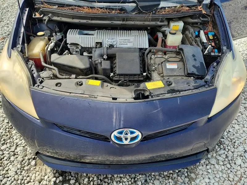 2013 TOYOTA PRIUS FOUR  