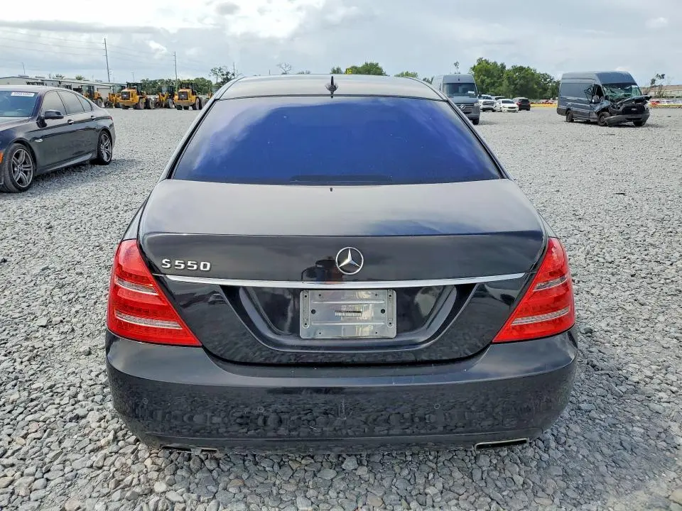2011 MERCEDES-BENZ S 550  