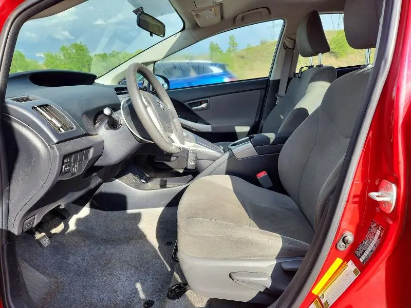 2013 TOYOTA PRIUS TWO  