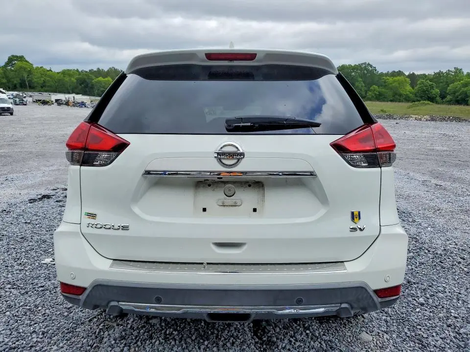 2020 NISSAN ROGUE SV  