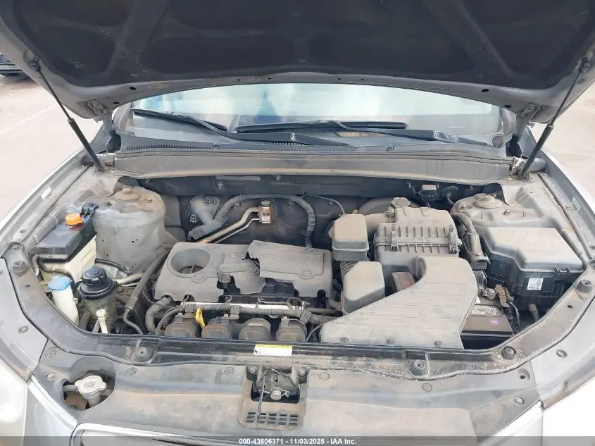 2011 HYUNDAI SANTA FE GLS