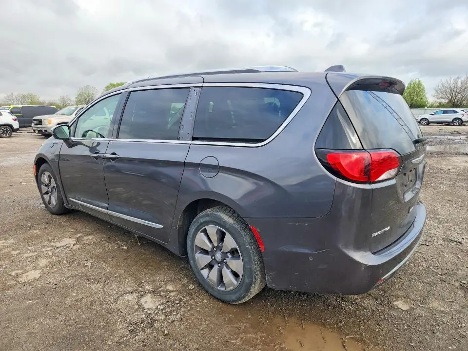 2018 CHRYSLER PACIFICA HYBRID LIMITED  