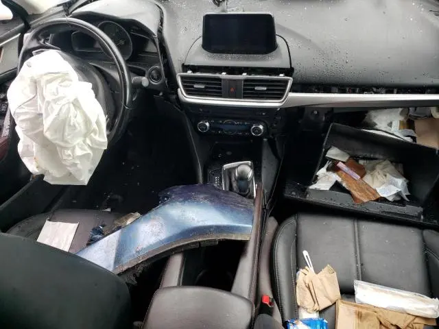 2017 MAZDA 3 TOURING  