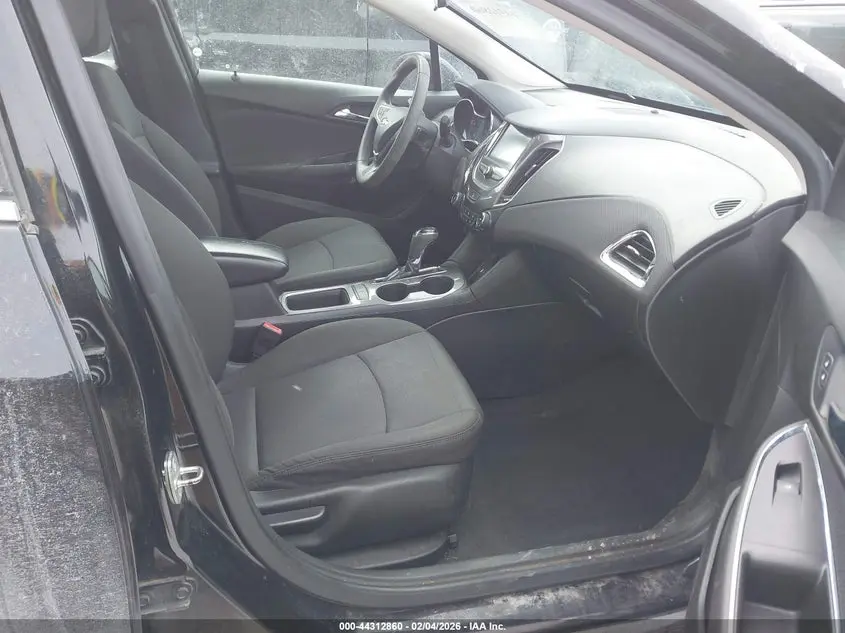 2018 CHEVROLET CRUZE LT AUTO