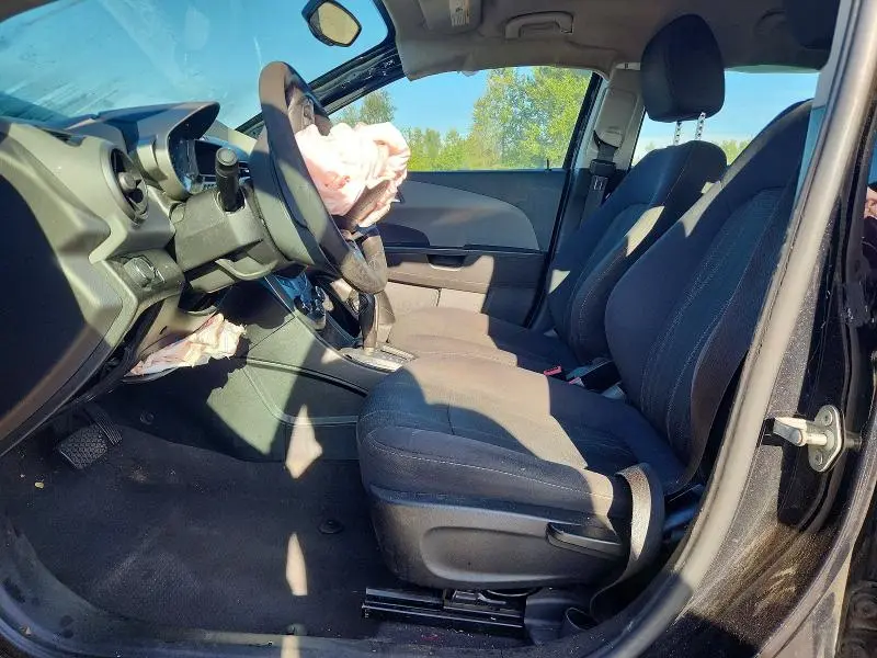 2014 CHEVROLET SONIC LT  