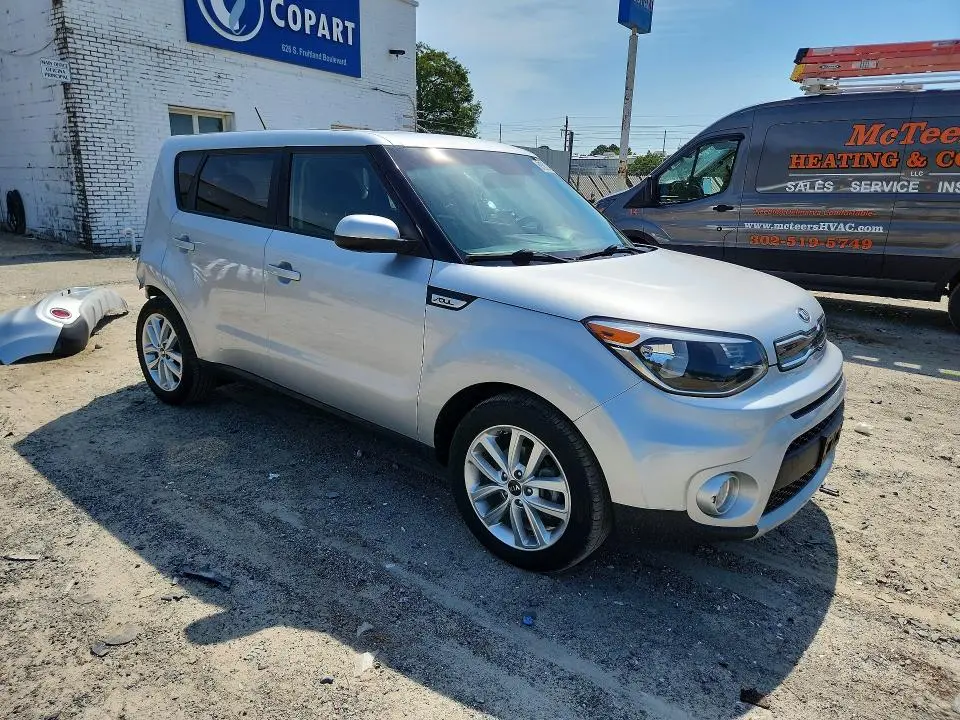 2019 KIA SOUL +  