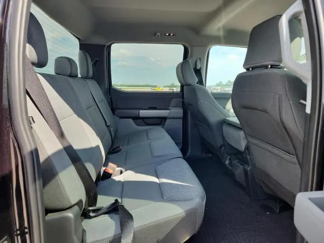 2024 FORD F150 XLT  