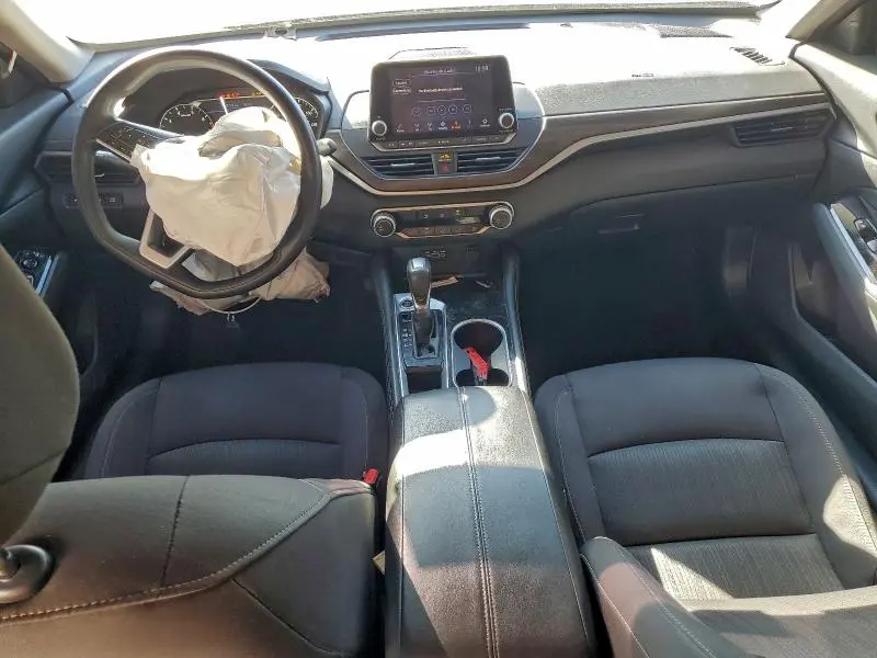 2023 NISSAN ALTIMA SV  