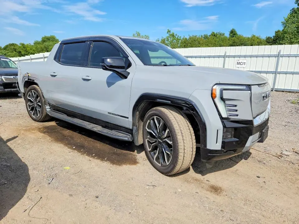 2024 GMC SIERRA DENALI  