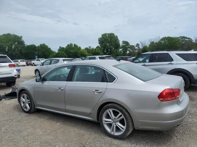 2013 VOLKSWAGEN PASSAT SEL  
