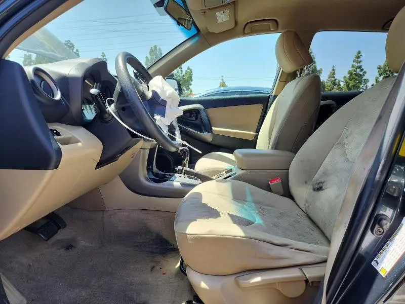 2010 TOYOTA RAV4 BASE  