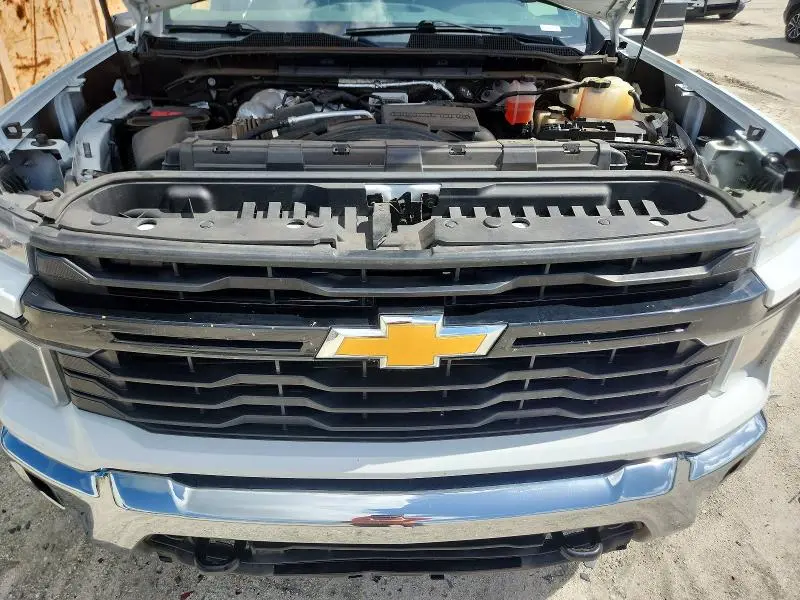2024 CHEVROLET SILVERADO C2500 HEAVY DUTY  